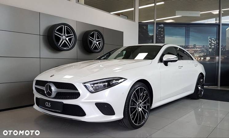 Mercedes-Benz CLS - 1