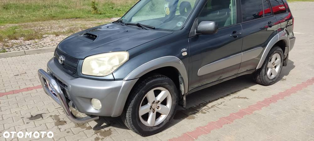 Toyota RAV4 2.0 D-4D 4x4 - 2