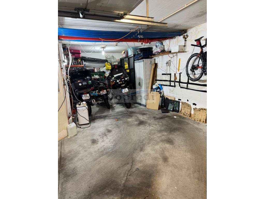 Apartamento Duplex T3+1 em Condomínio Fechado com piscina.-35