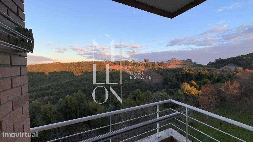 T1 Ermesinde, Porto, Vista para zona verde-22