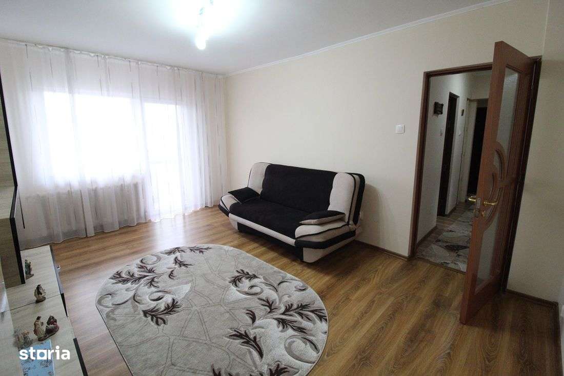 Vând apartament 2 camere în Hunedoara, zona Micro5-1/Bd. Dacia, 50mp - Imagine principală: 2/10