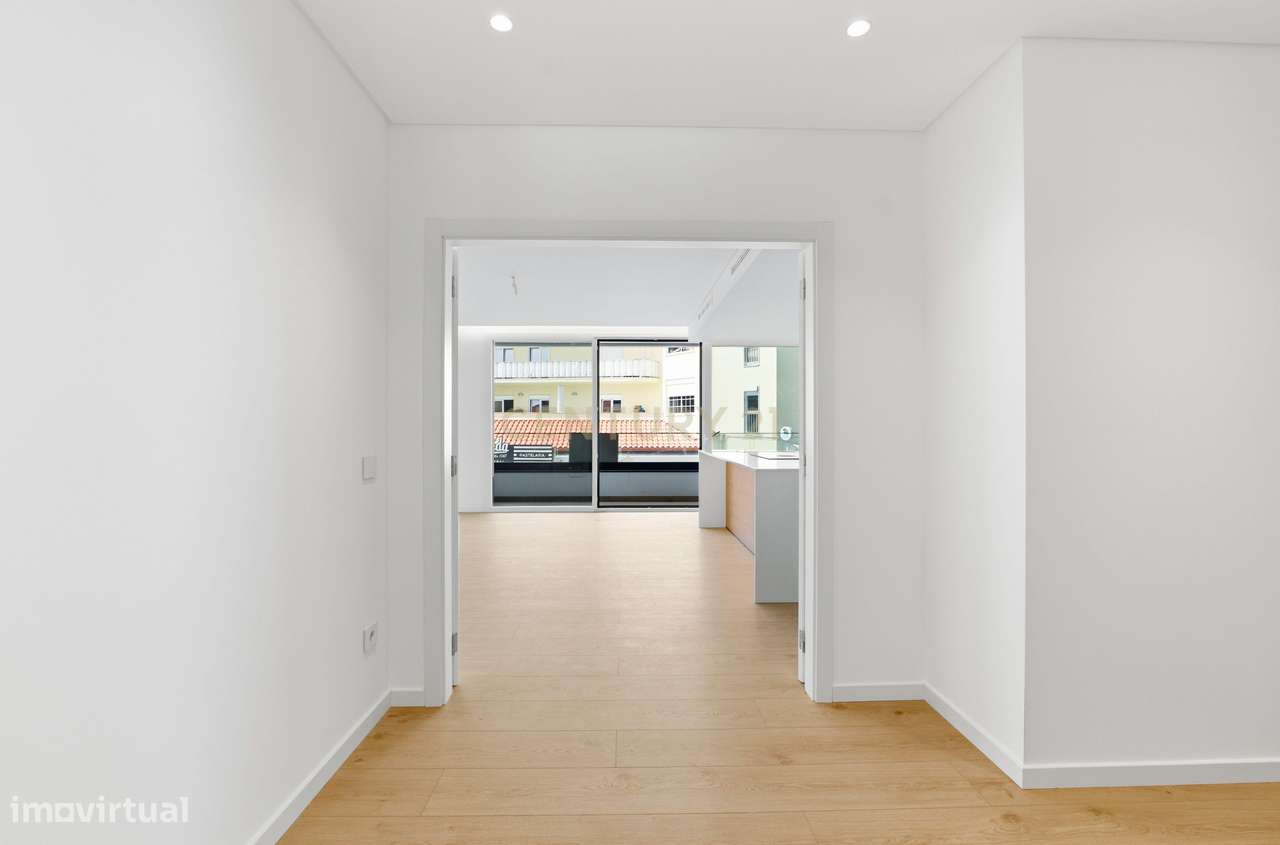 Apartamento T3 Novo com Terraço de 61m² | Parede (2 min da praia)-13