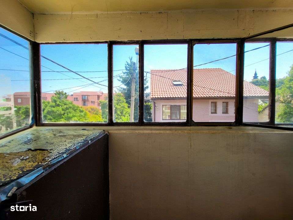 Casa 8 Camere, 3 Apartamente, Singur in curte - Imagine principală: 2/19