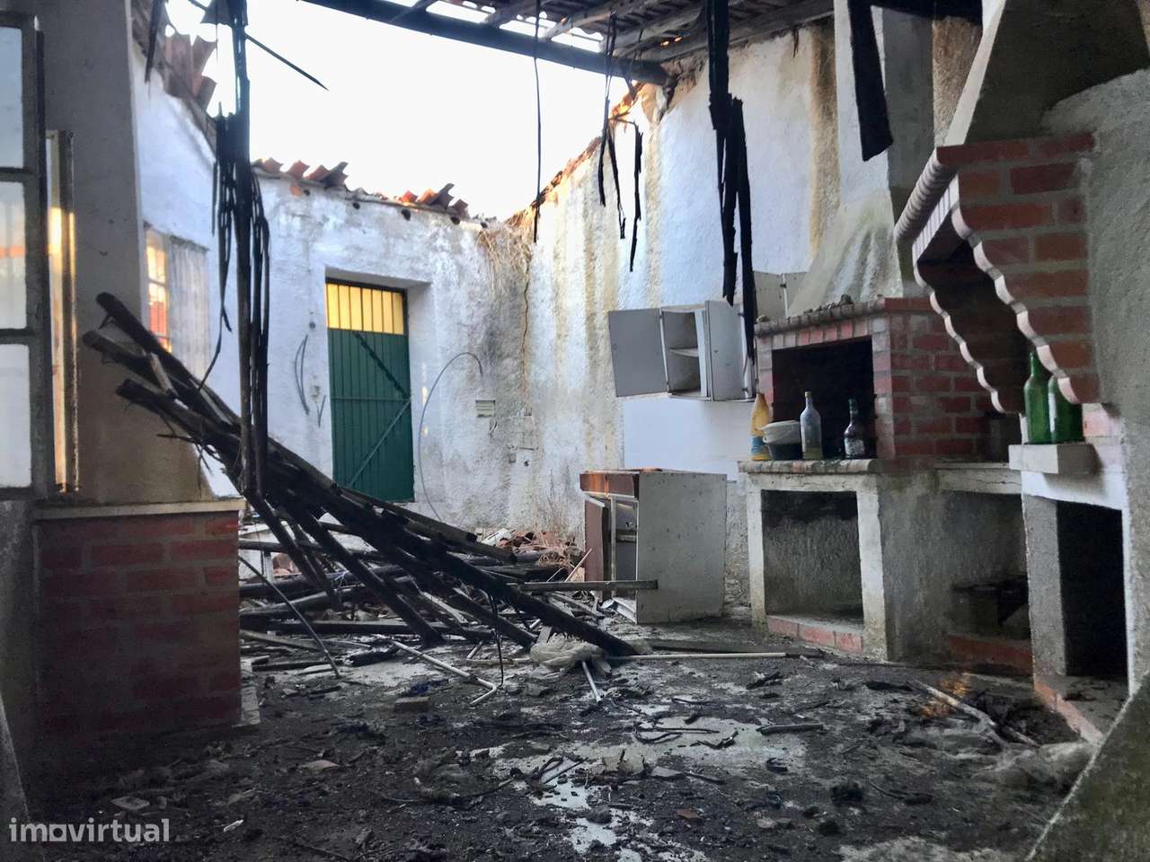 Moradia, Arrecadação, Terreno 1720m2-21