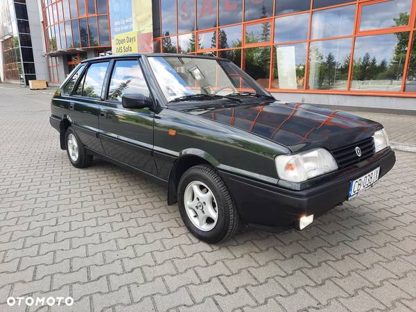 Polonez Caro - 3