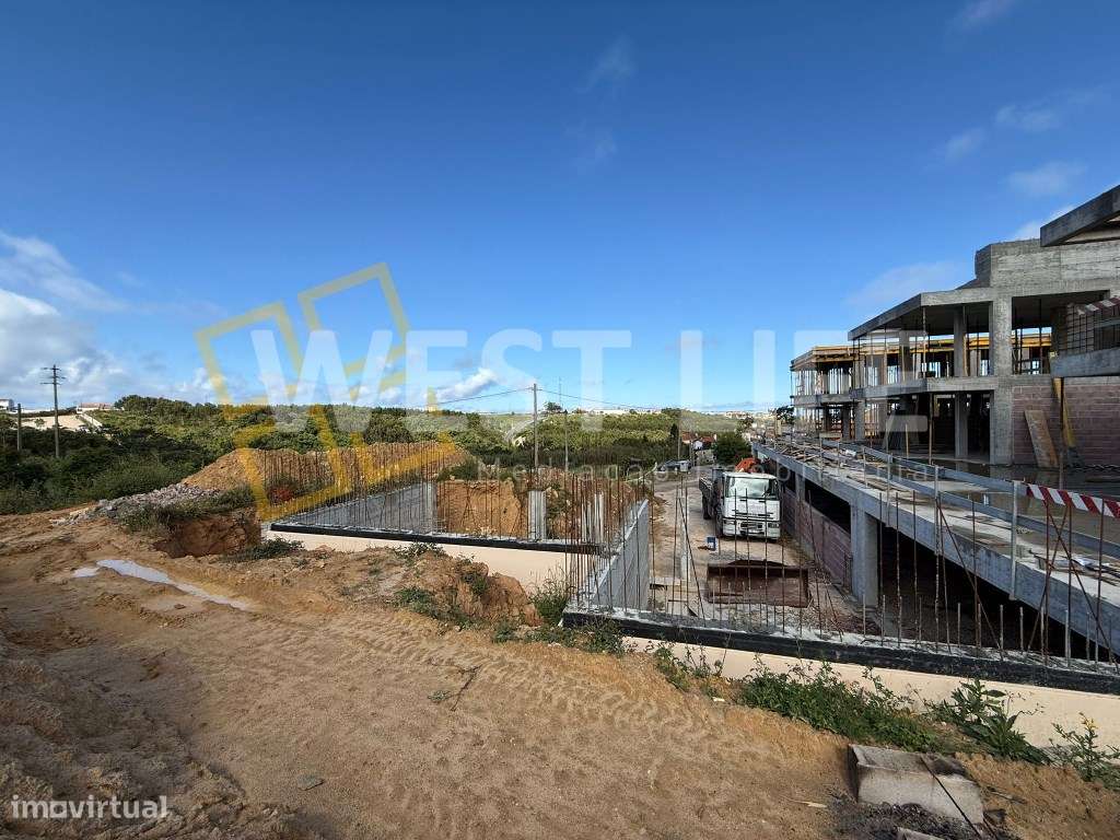 Moradia T3 inserida em magnifico Condomínio a menos de 2 minutos do... - Grande imagem: 5/27