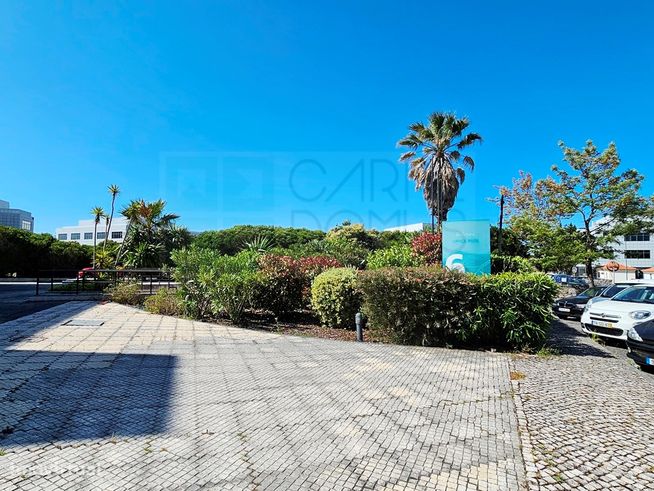 Escritórios com 780 m² na Quinta da Beloura-5