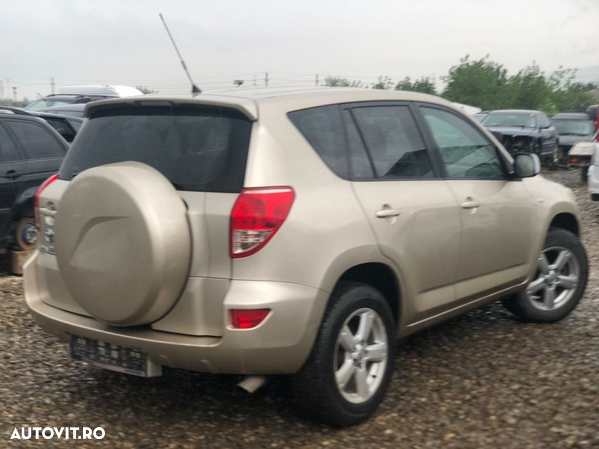 Dezmembrez dezmembrari piese Toyota RAV 4 2000 benzina an 2008 - 5