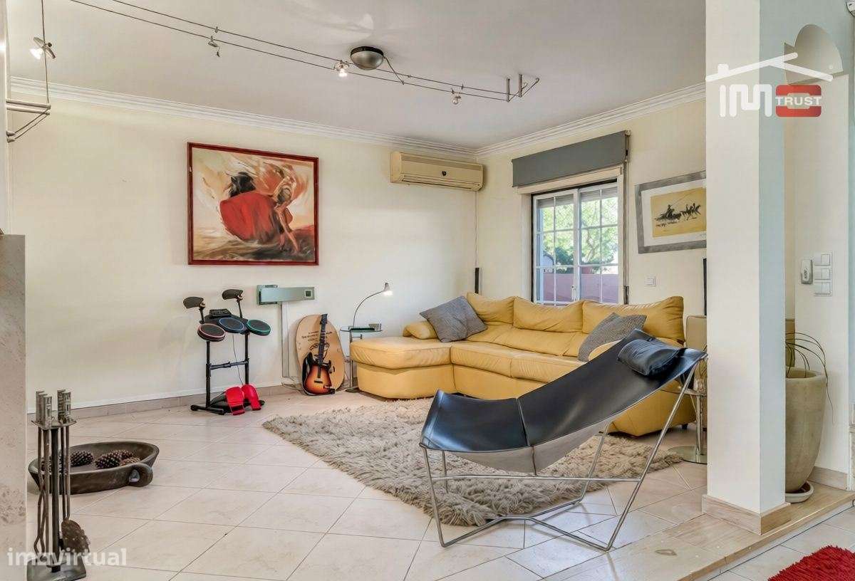 Moradia Duplex T3 Atalaia - Suite, Cozinha Equipada e Garagem.-7