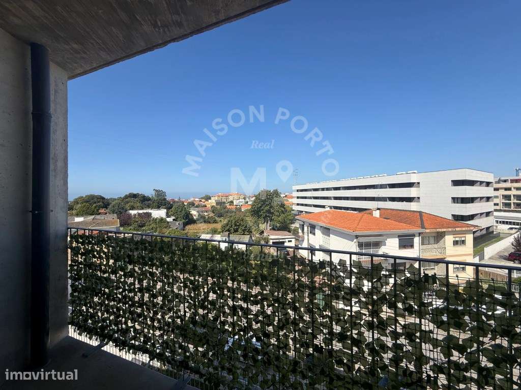 Apartamento T1 com Varanda, Vista Mar e Lugar de Estacionamento em ...-25