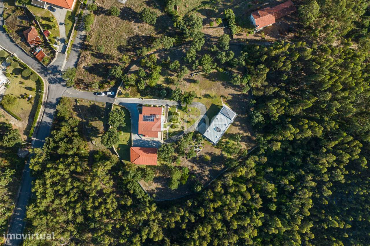 Moradia – Arcos - Mais