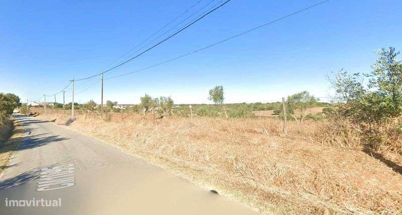 Herdade 10,3Ha com 2 Ruinas e possivel capacidade de construção - Grande imagem: 5/7