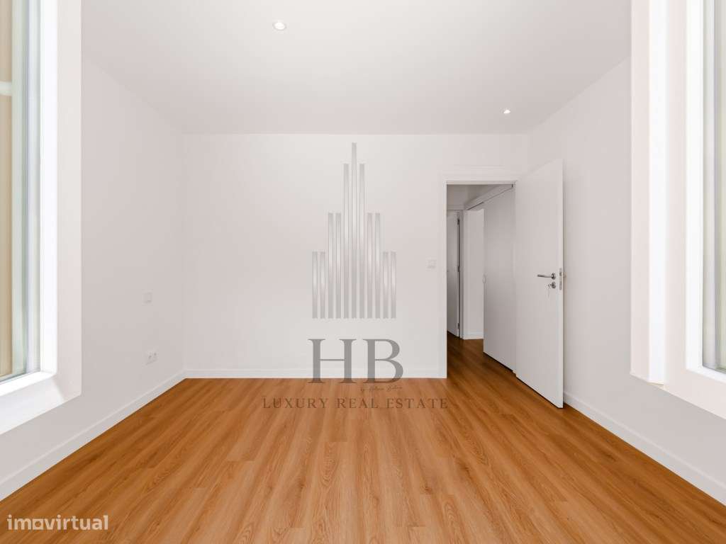 Andar de Moradia T2 + Anexo T1 Independente | Vista Mar e Serra | P...-28
