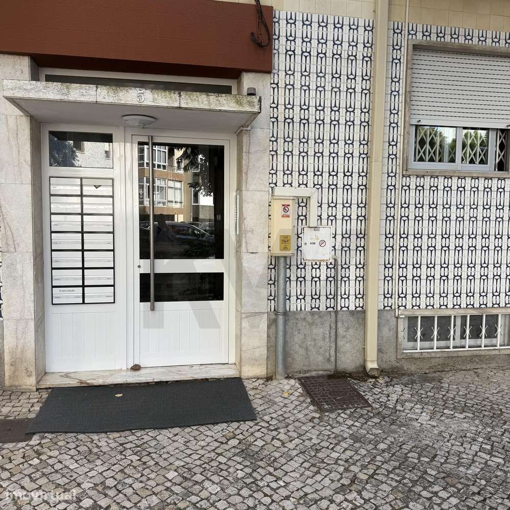 Espaço para Serviços adaptado a um T0 - Grande imagem: 5/6