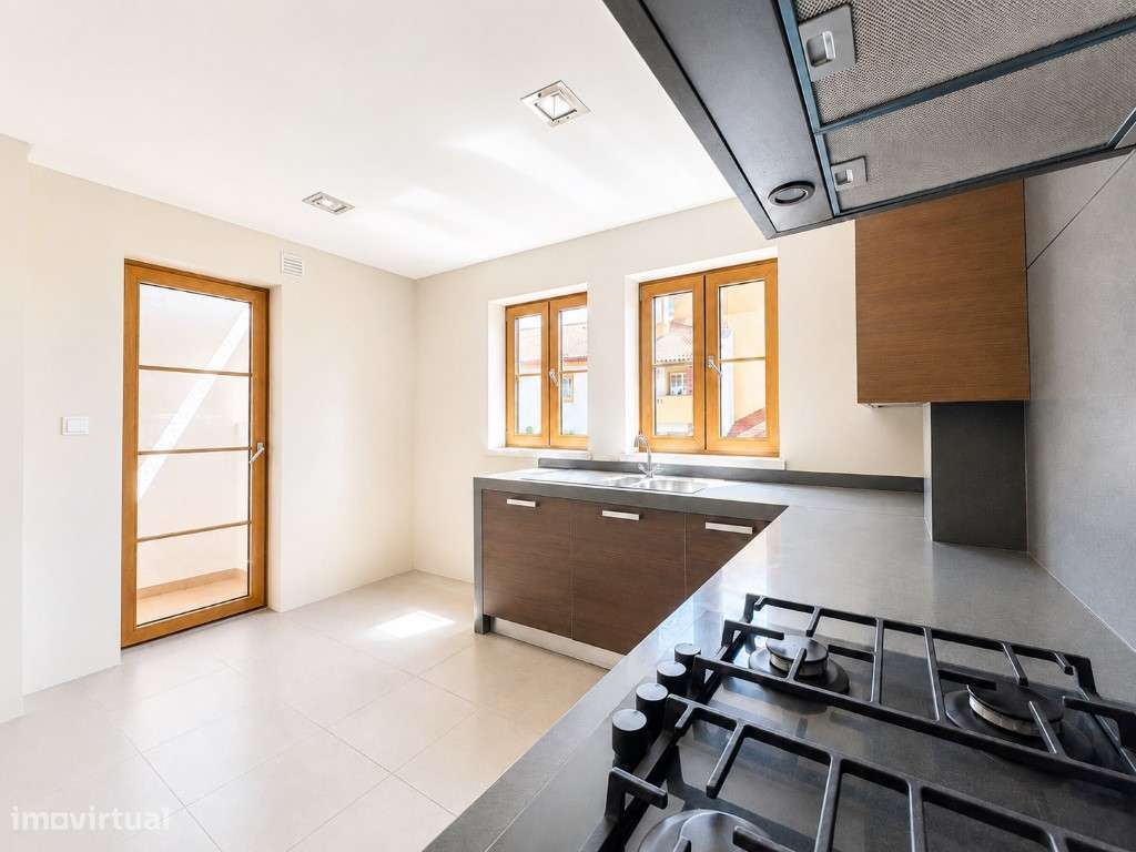 T2 na Quinta da Beloura | 2 Suítes | Garagem | Piscina | Elevador-27