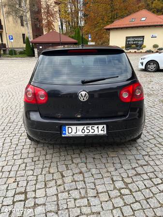 Volkswagen Golf - 6