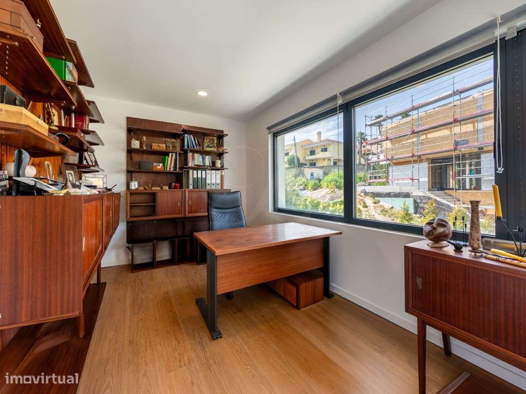 Moradia T4 c/ Jardim de Inverno | Cascais-23