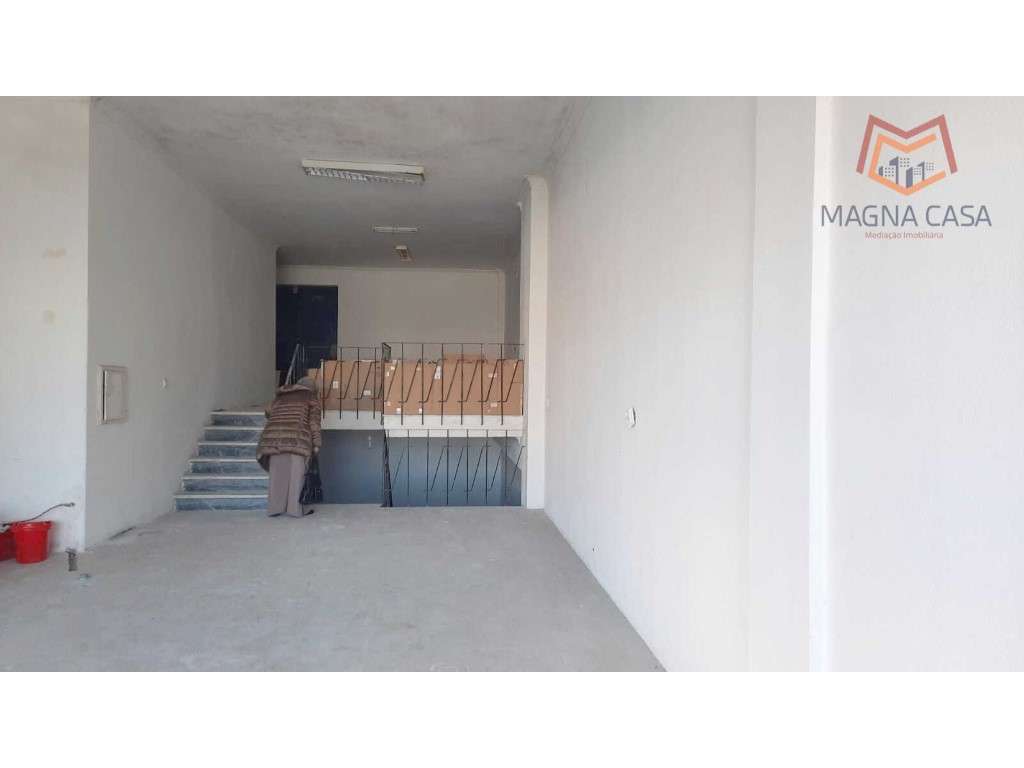 LOJA em ótimo estado, para VENDA no Barreiro - Setúbal, com USO FRU... - Grande imagem: 3/10