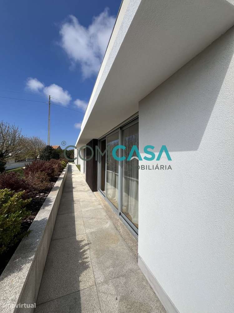 Moradia Térrea | piscina coberta | jardins | Vila do Conde-14