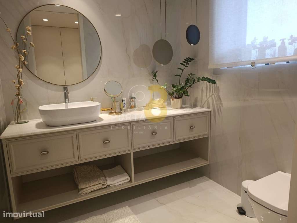 Luxuoso Apartamento T3 na Boavista frente ao Rosario-24