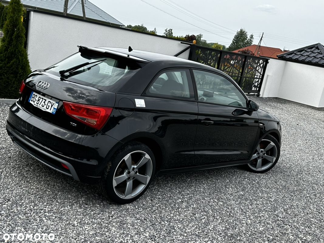 Audi A1 1.6 TDI S line Sportpaket - 3