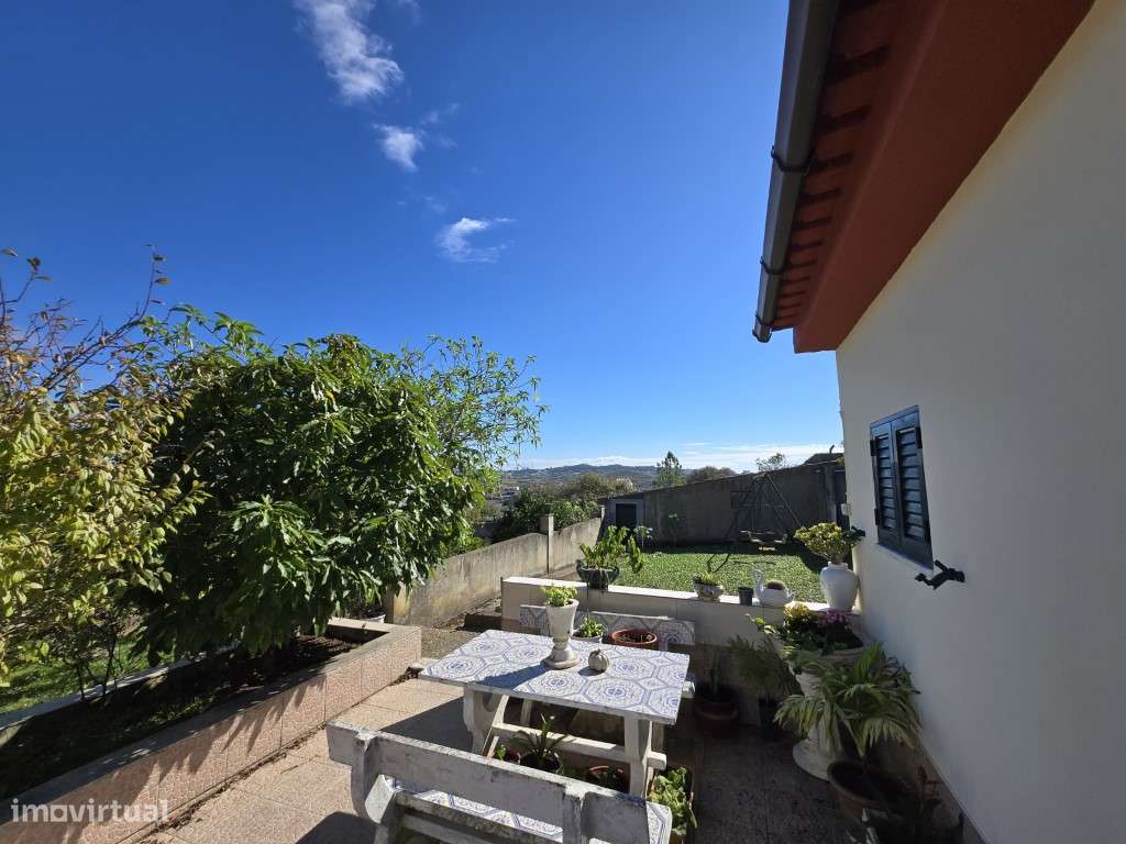 Moradia Encantadora em Almornos - Natureza, Tranquilidade e Conforto!-16