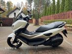 Yamaha NMAX - 3