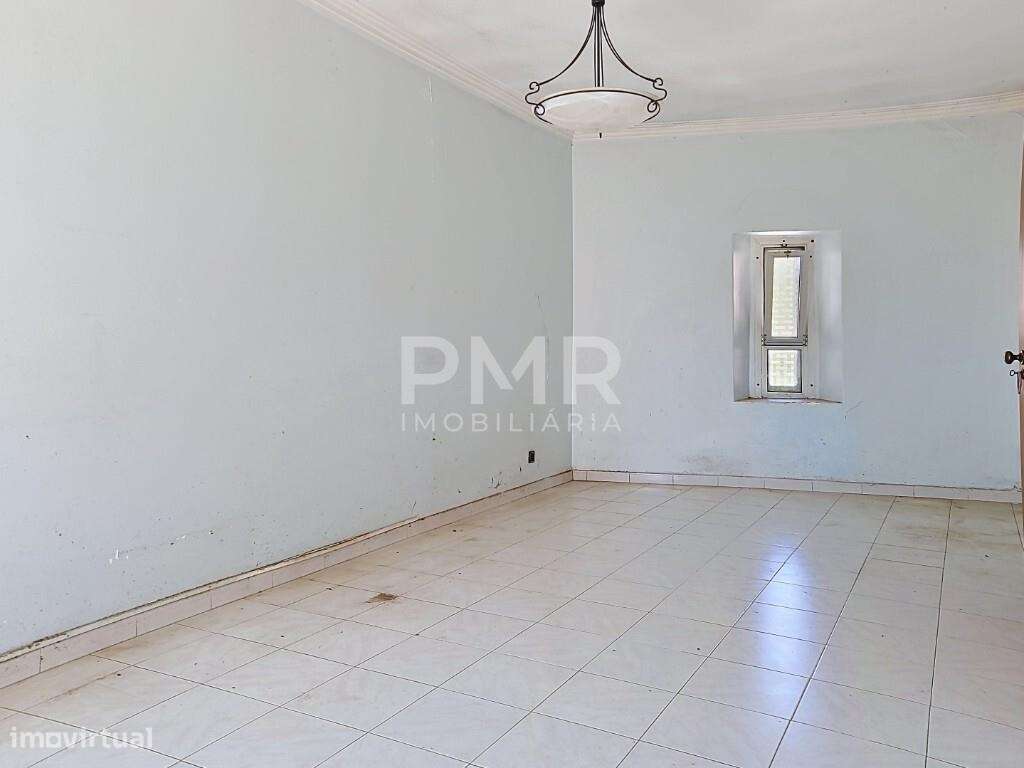 Apartamento T3 para remodelação-10