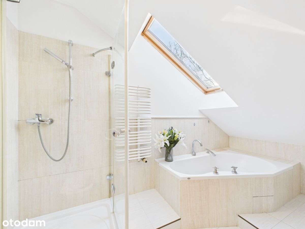 Dwupoziomowe | 81 m² | 3 pokoje | Poddasze-11