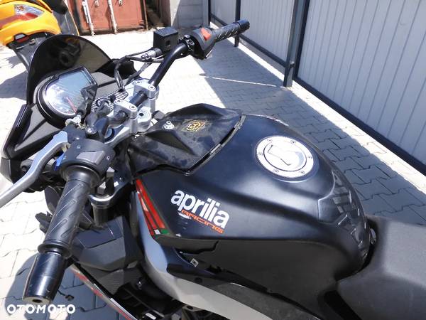 Aprilia Tuono - 12