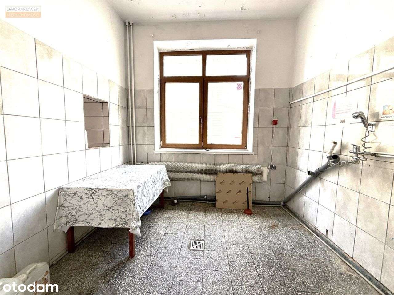 Lokal użytkowy w centrum miasta na sprzedaż-8