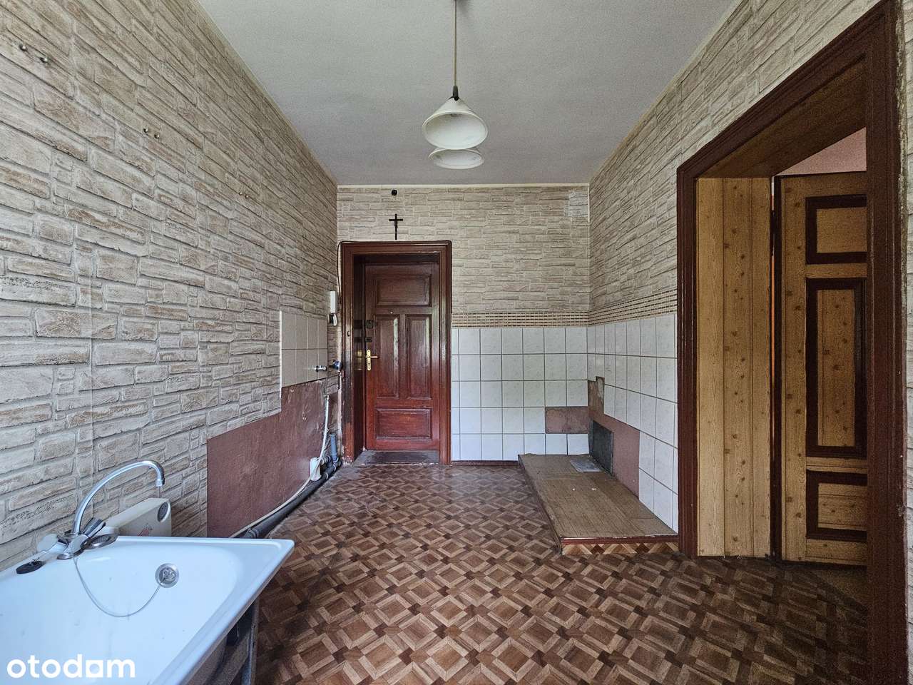 Kawalerka 40m2, Leśna ul. Reja, Do Generalnego Remontu-8