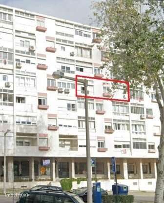 LONGE DA CONFUSÃO , PERTO DE TUDO .-1