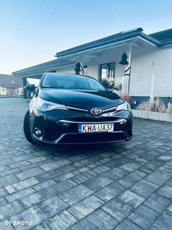 Toyota Avensis 2.0 Prestige MS - 1