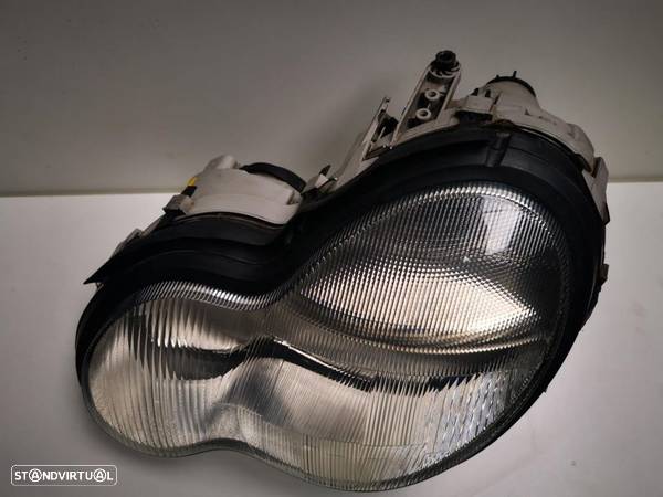 MERCEDES W203 CLASS C FAROL ESQUERDO - FF172 - 2