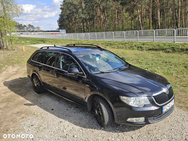 Skoda Superb 2.0 TDI DSG FAMILY - 1