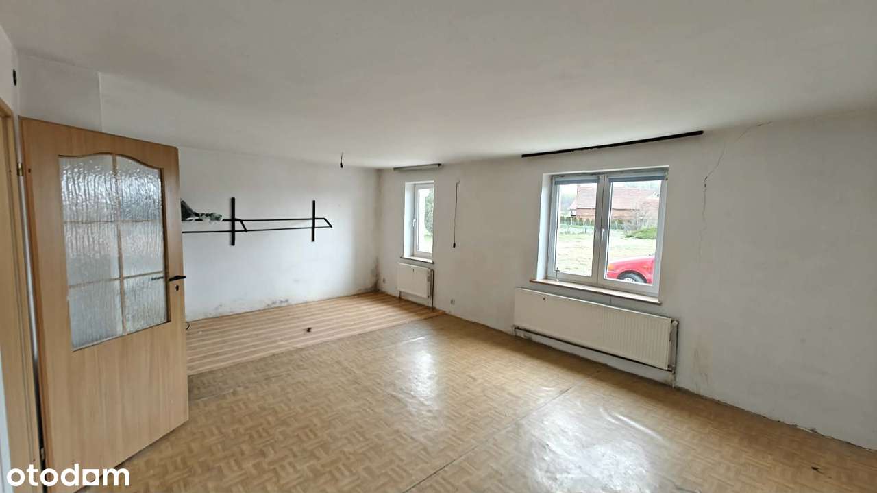 Dom wolnostojący z działką 3711 m² na sprzedaż-7