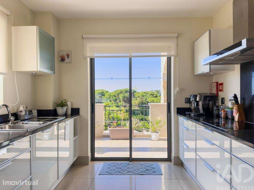 Apartamento T2 em Quarteira de 190,00 m2 - Grande imagem: 4/30