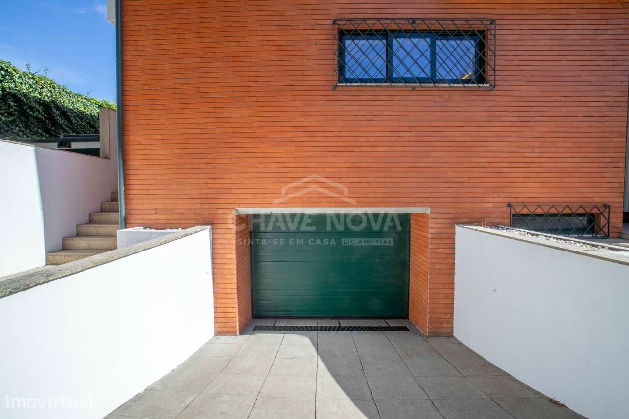 Moradia renovada com piscina e jardim privativo à venda na Foz, Porto-46