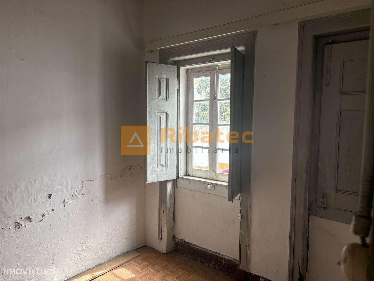 Moradia para remodelar em Coruche - Grande imagem: 5/17