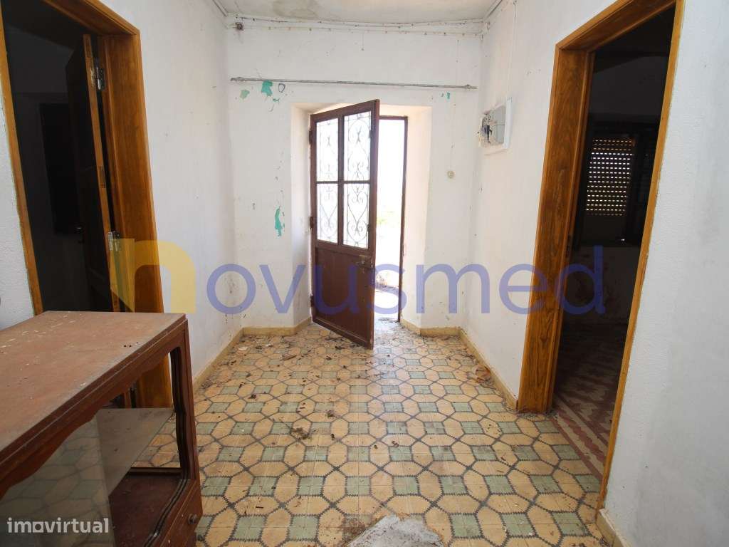 Casa com Projeto Aprovado para Moradia T3 com Piscina | Poço Barret...-12