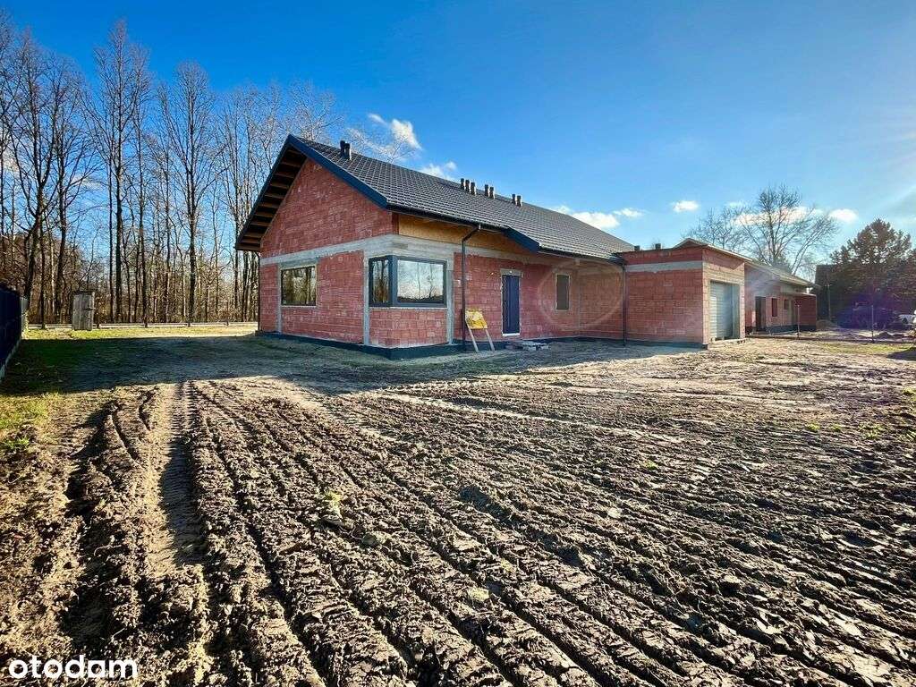 Parterowy dom koło Dobronia-1