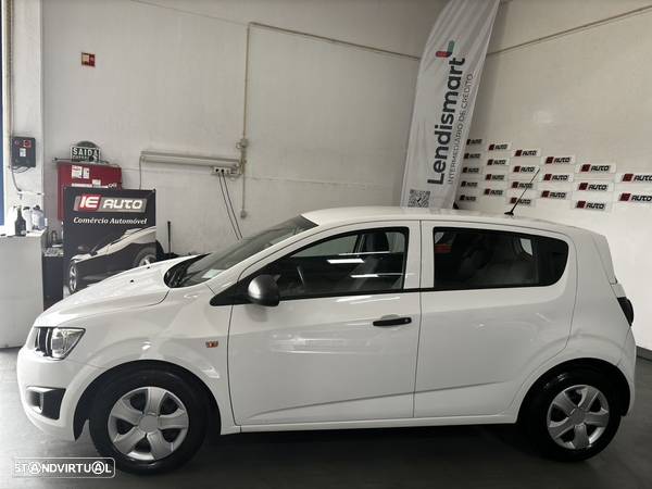 Chevrolet Aveo 1.2 LS - 2