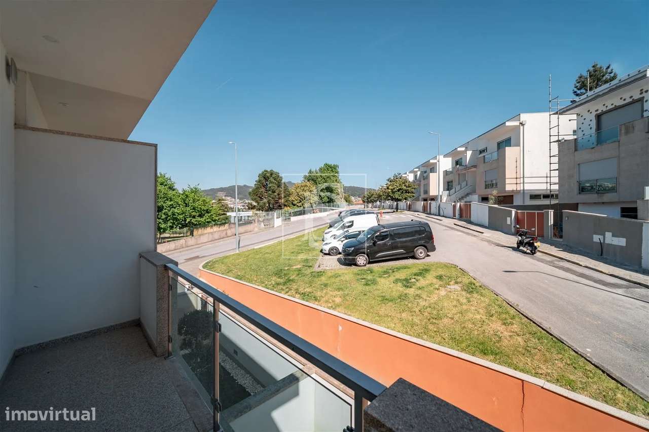 Moradia T3 em Vizela com Garagem e Terraço – Espaço e Conforto-9