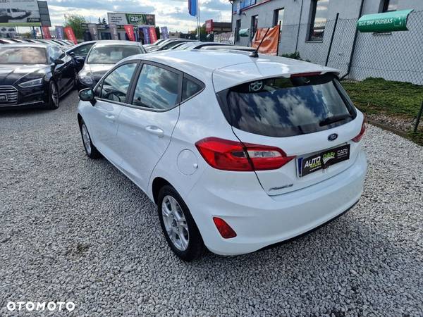 Ford Fiesta 1.1 Titanium - 34