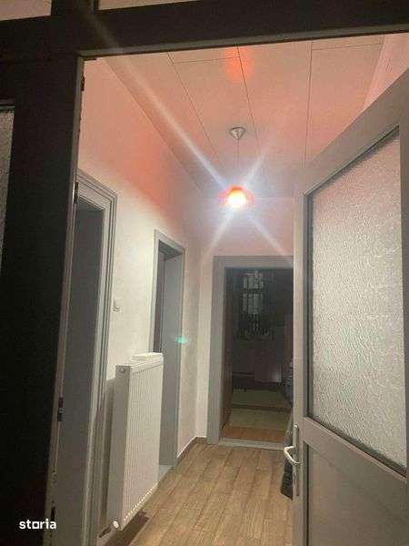 Inchiriez casa cu curte - Imagine principală: 4/7