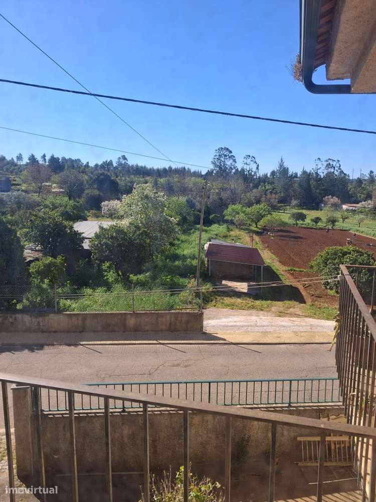 2 Moradias para Remodelação em Cernache-27