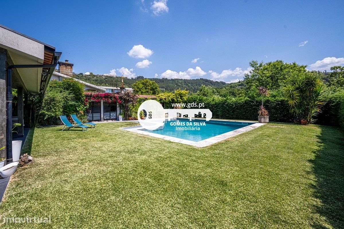 Moradia individual em Nogueiró c/2.500m2-16