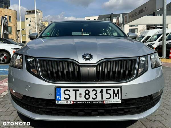 Skoda Octavia - 2