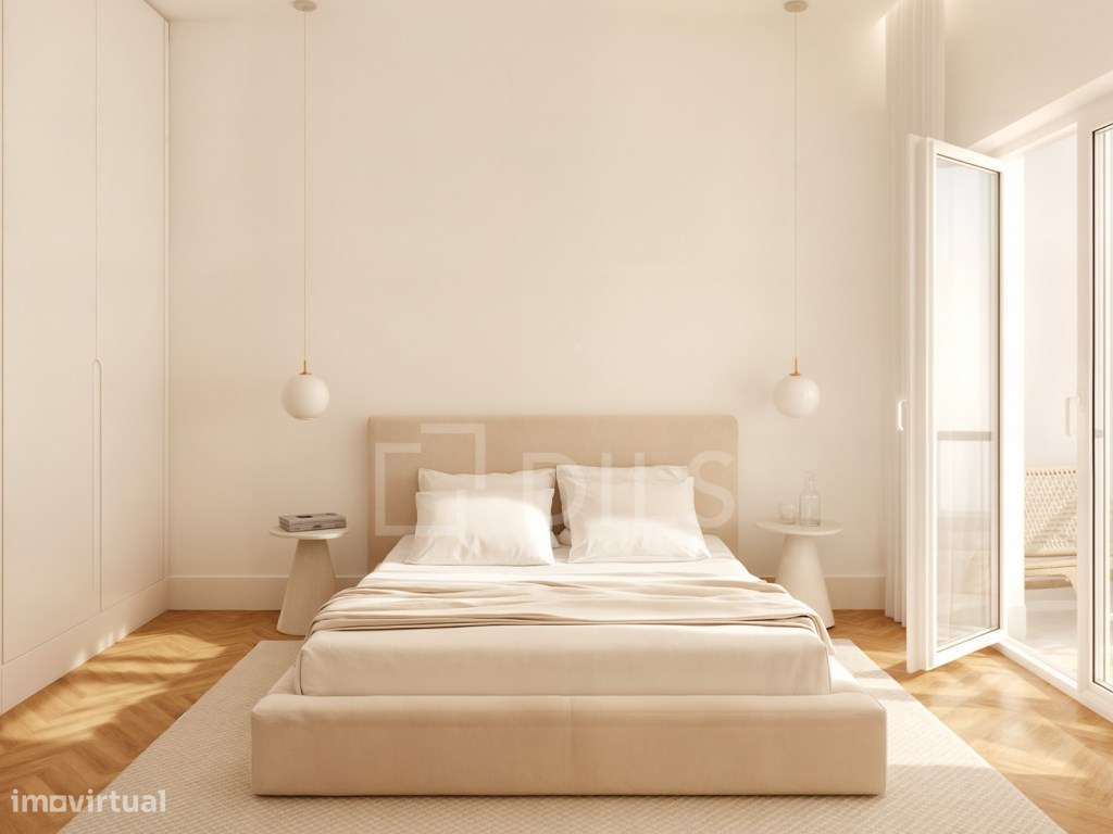 Apartamento T0 para remodelar com área exterior de logradouro - Grande imagem: 2/15